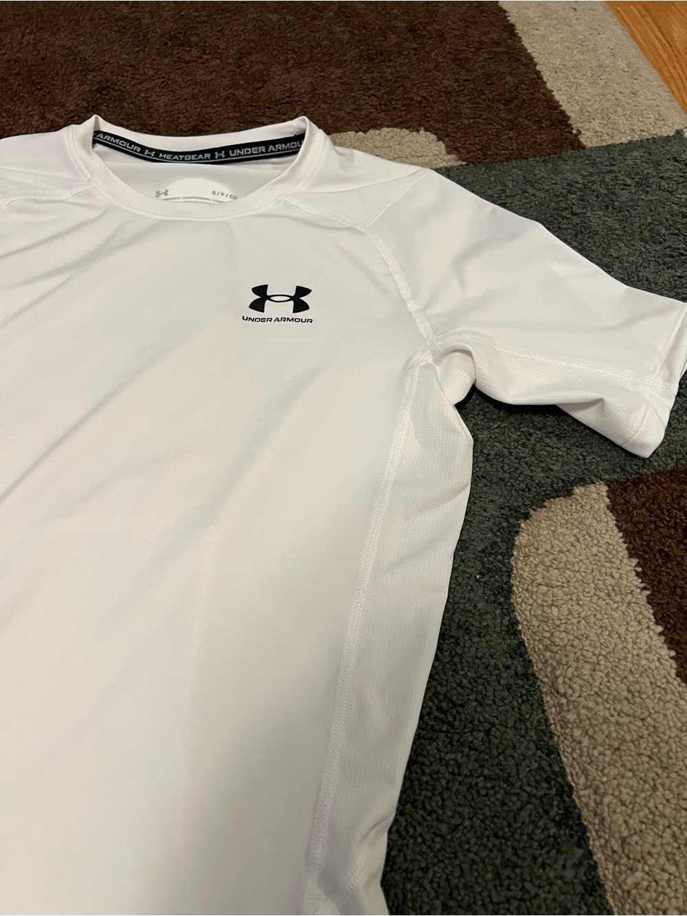 Under Armour White HeatGear Compression Short Sleeve Shirt - Picture 2 of 3